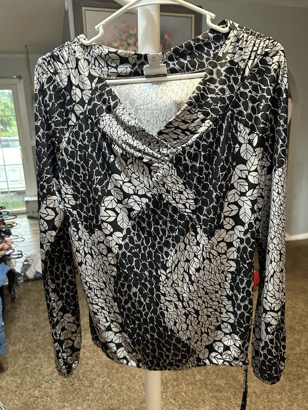 Worthington Stretch Black and White Patterned Long Sleeve Top Size S